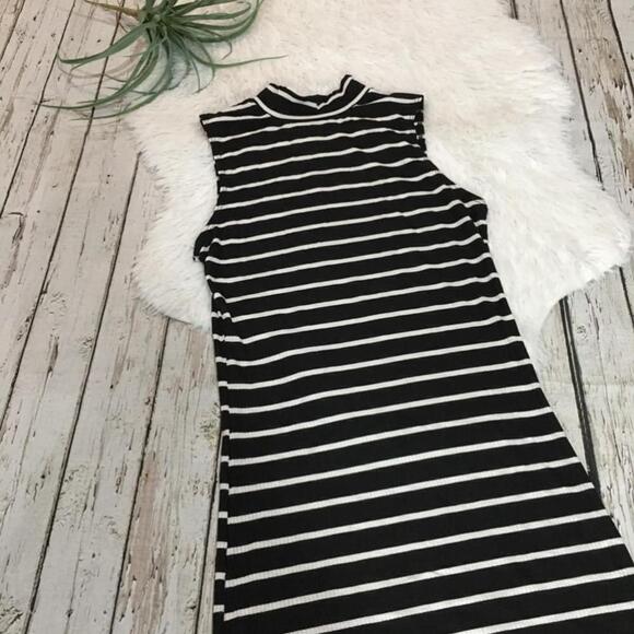 RUE21 Black white striped dress mock neck size Medium sleeveless - Picture 1 of 6